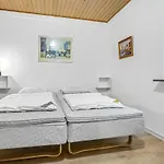 4 Bedroom Lovely In 펜션 *
